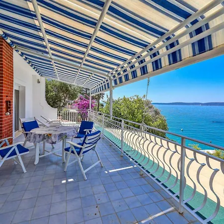 By The Sea With Terrace & Ocean Views On Ciovo