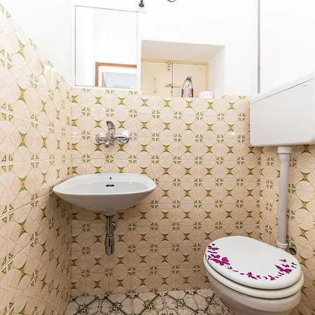 By The Sea With Terrace & Ocean Views On Ciovo Holiday home *